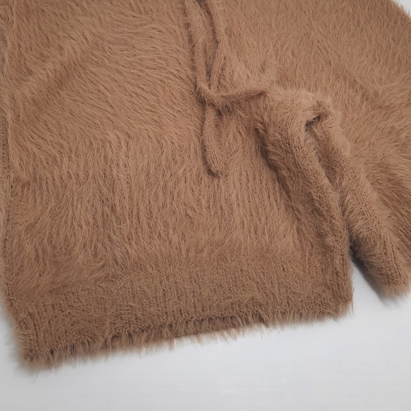 Cozy Drawstring Shorts NWT - Picture 10 of 13